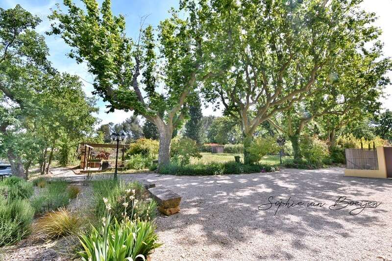 Appartement à vendre 5 pièces AIX EN PROVENCE (13) - 118 m², 3 chambres, un jardin privatif, dans parc de 5 000 m² - photo 26