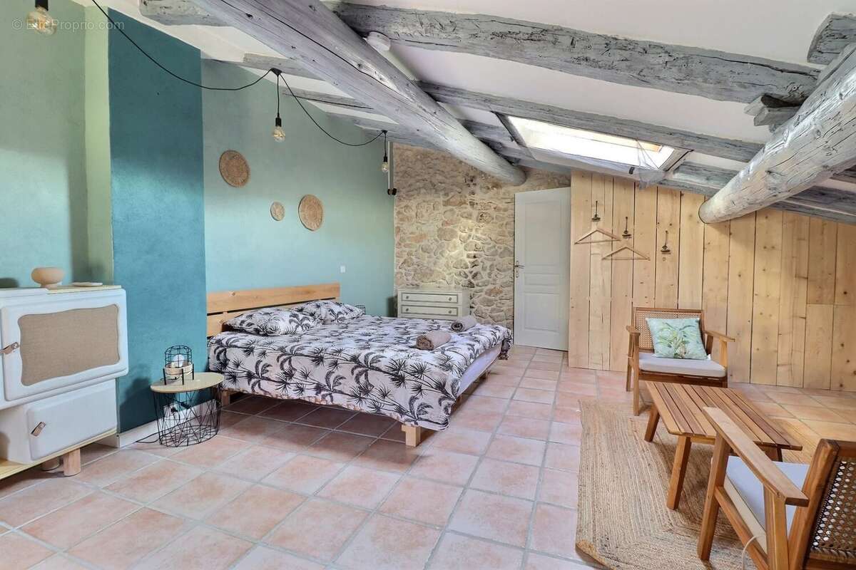 Appartement à DIONS