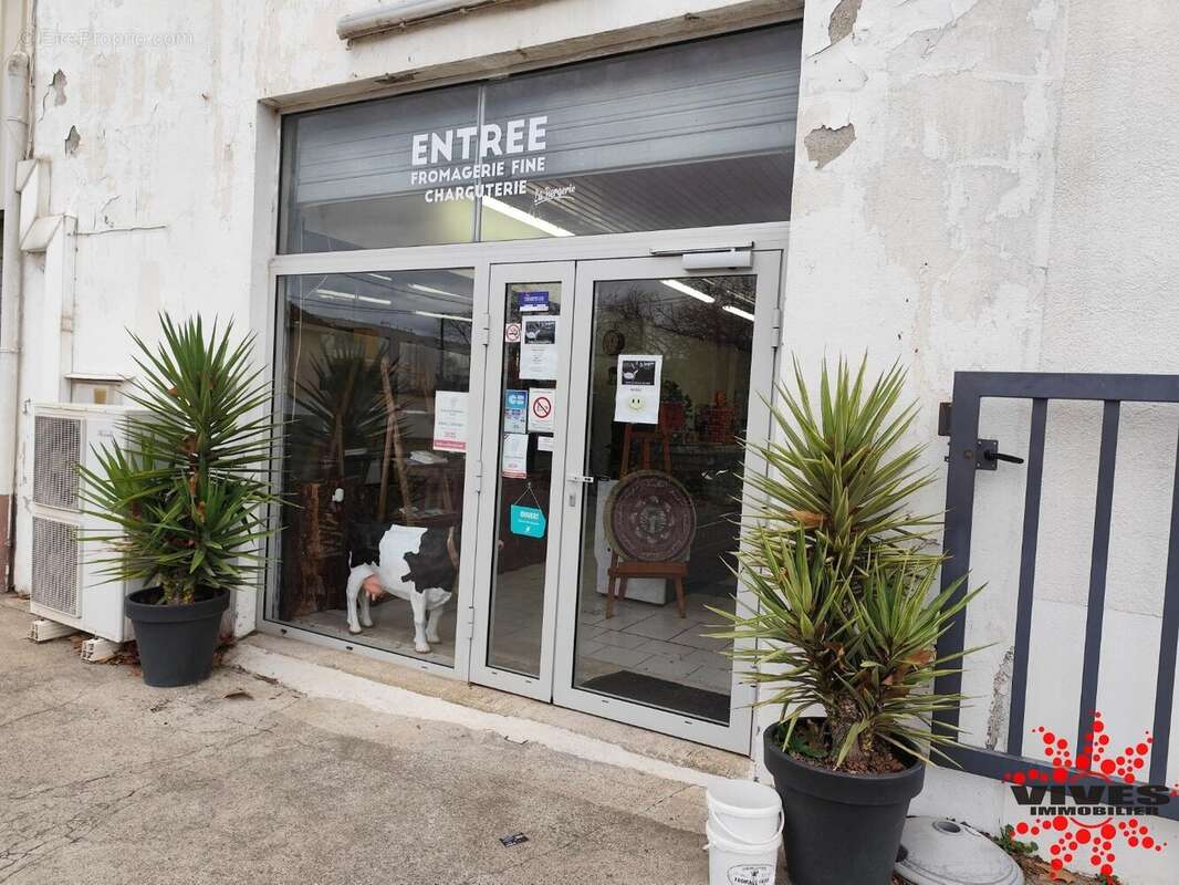 Commerce à VILLENEUVE-LES-BEZIERS