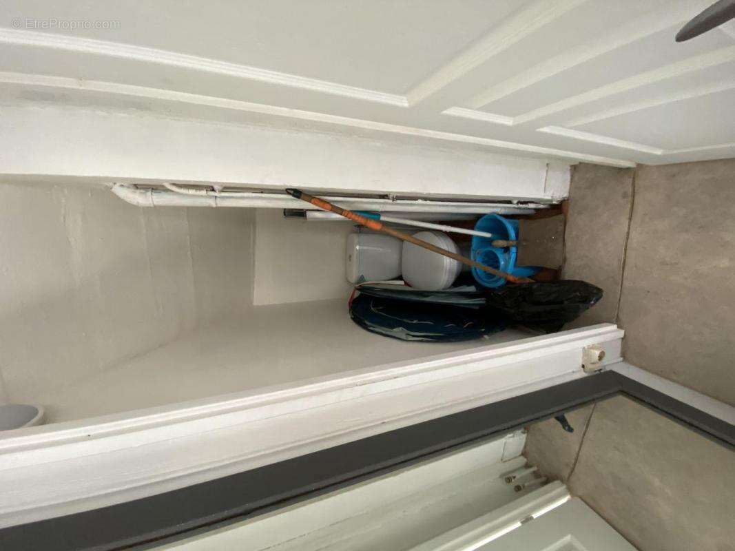 Commerce à SAINT-LAURENT-DU-PONT