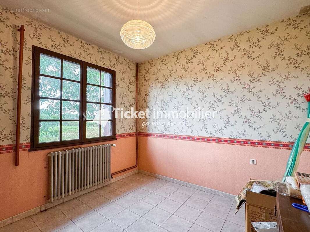 Maison à MONDONVILLE