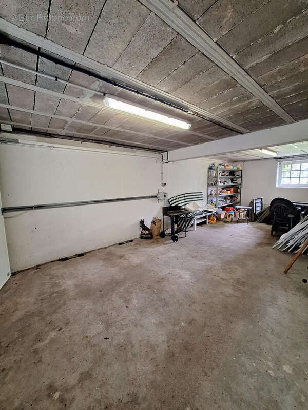 Maison à BOURDEILLES