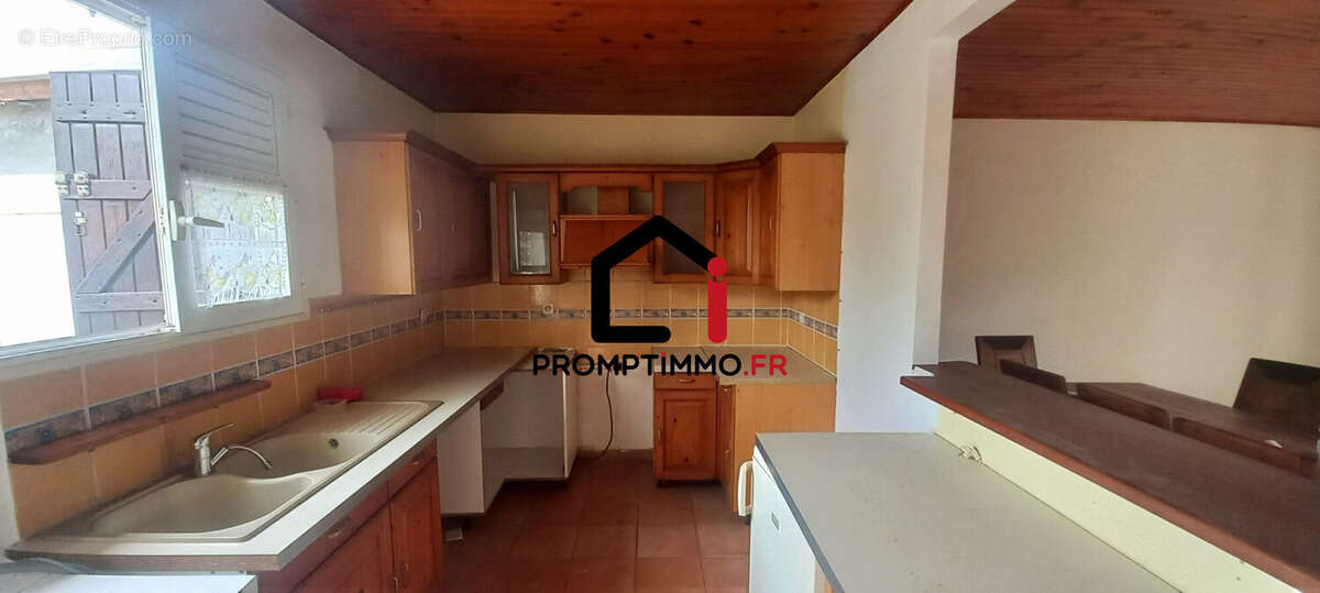 cuisine ouverte - Maison à CASE-PILOTE