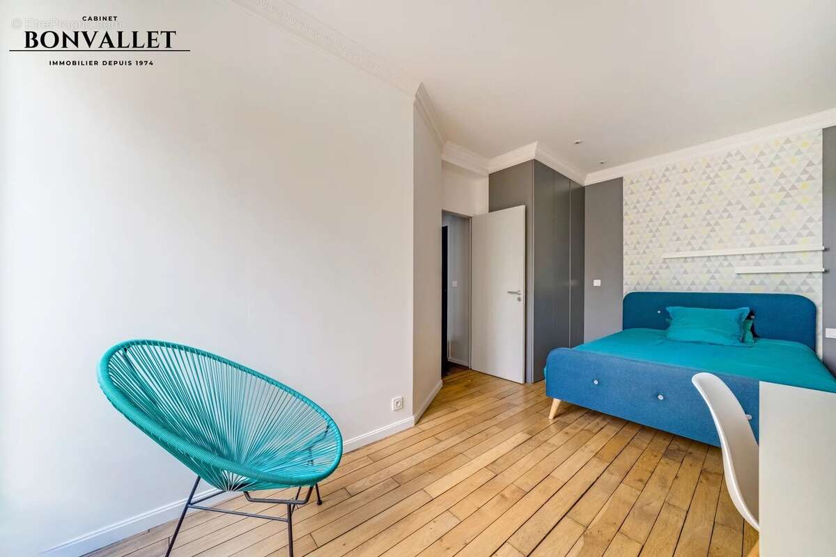 Appartement à PARIS-15E