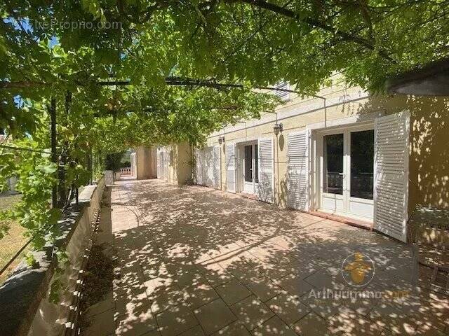 Maison à SOLLIES-PONT