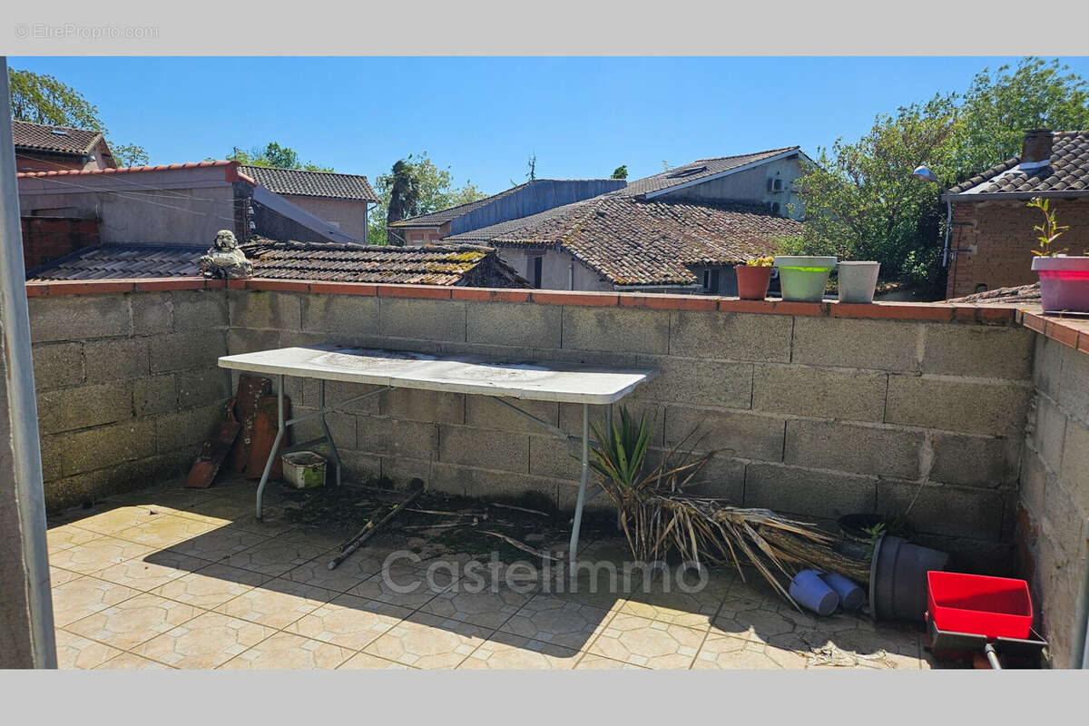 Maison à SAINT-PORQUIER