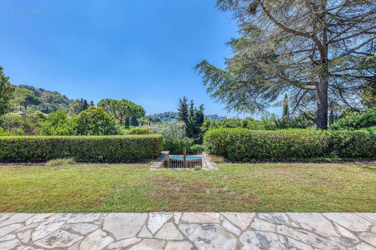Maison à MOUGINS