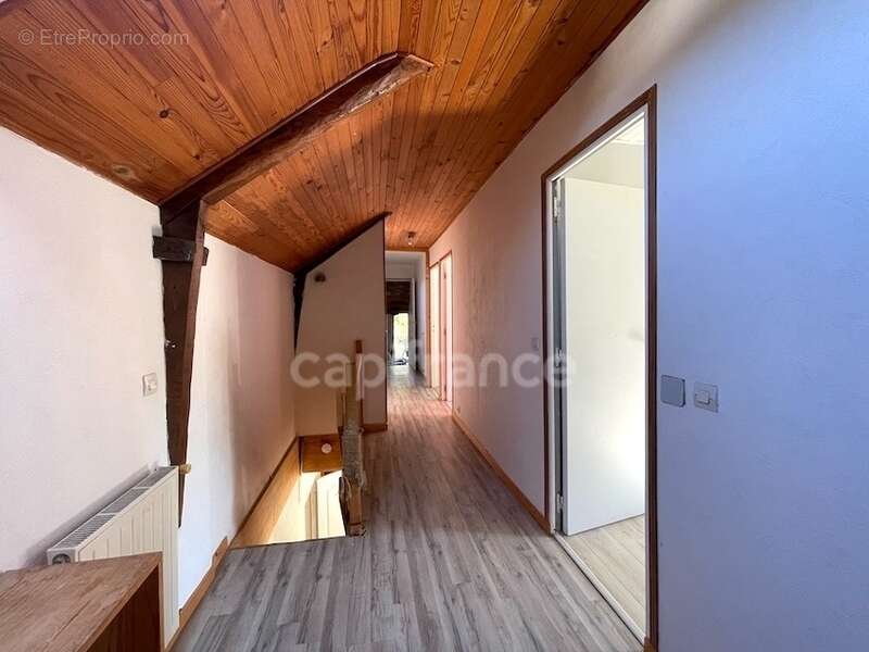 Maison à GRAND-CHAMP