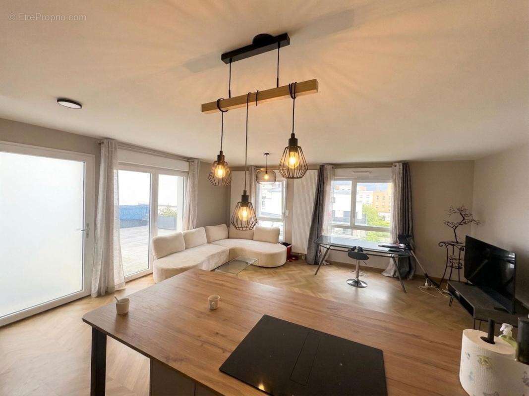 Rouen Docks 76 – Appartement de Standing en Duplex avec Terrasse d’Exception - photo 5