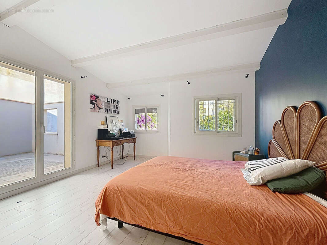 Maison à MARSEILLE-4E