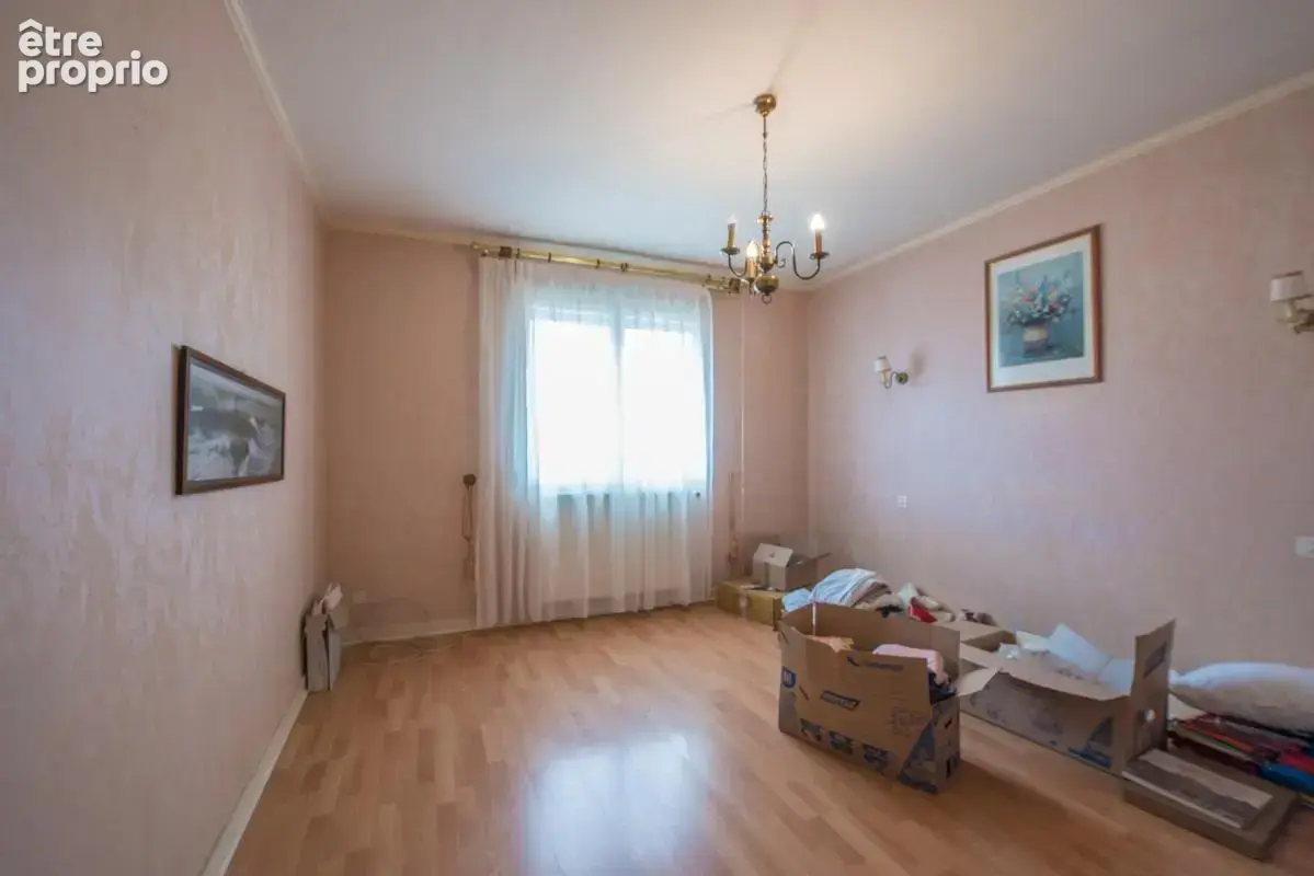 Guichen proche centre – Maison 4 chambres avec terrain constructible - photo 7