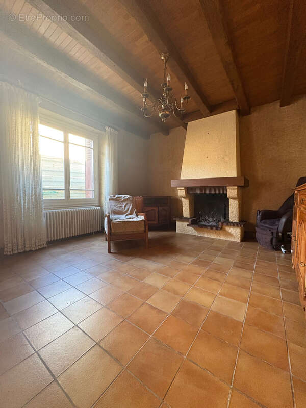 Maison à BOURLENS