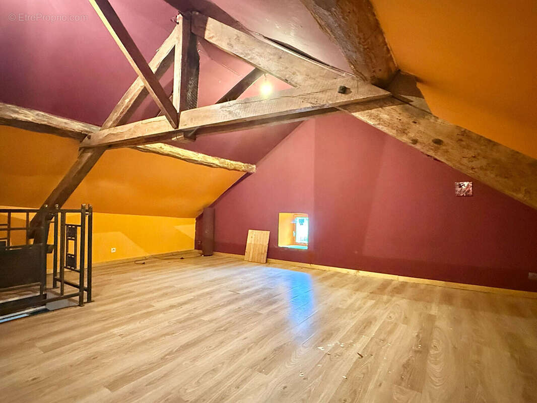 Maison à BLOT-L&#039;EGLISE