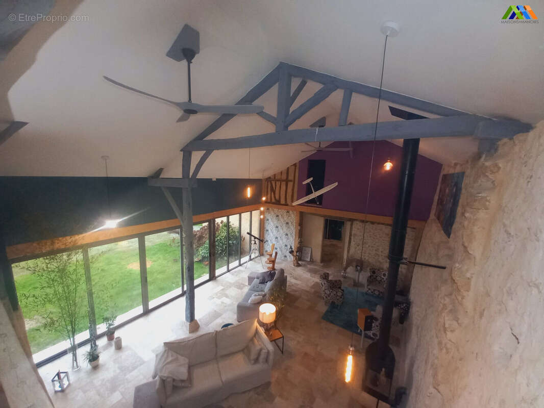Maison 318 m² à Masseube  - photo 6