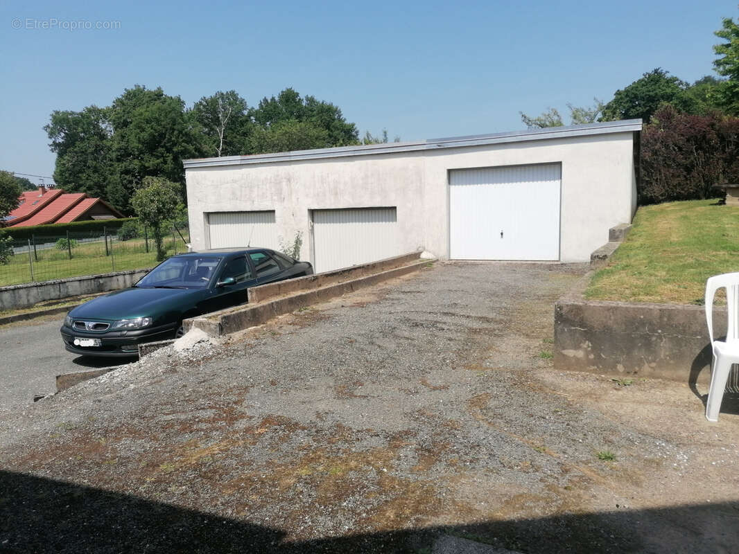 Maison à AILLEVILLERS-ET-LYAUMONT