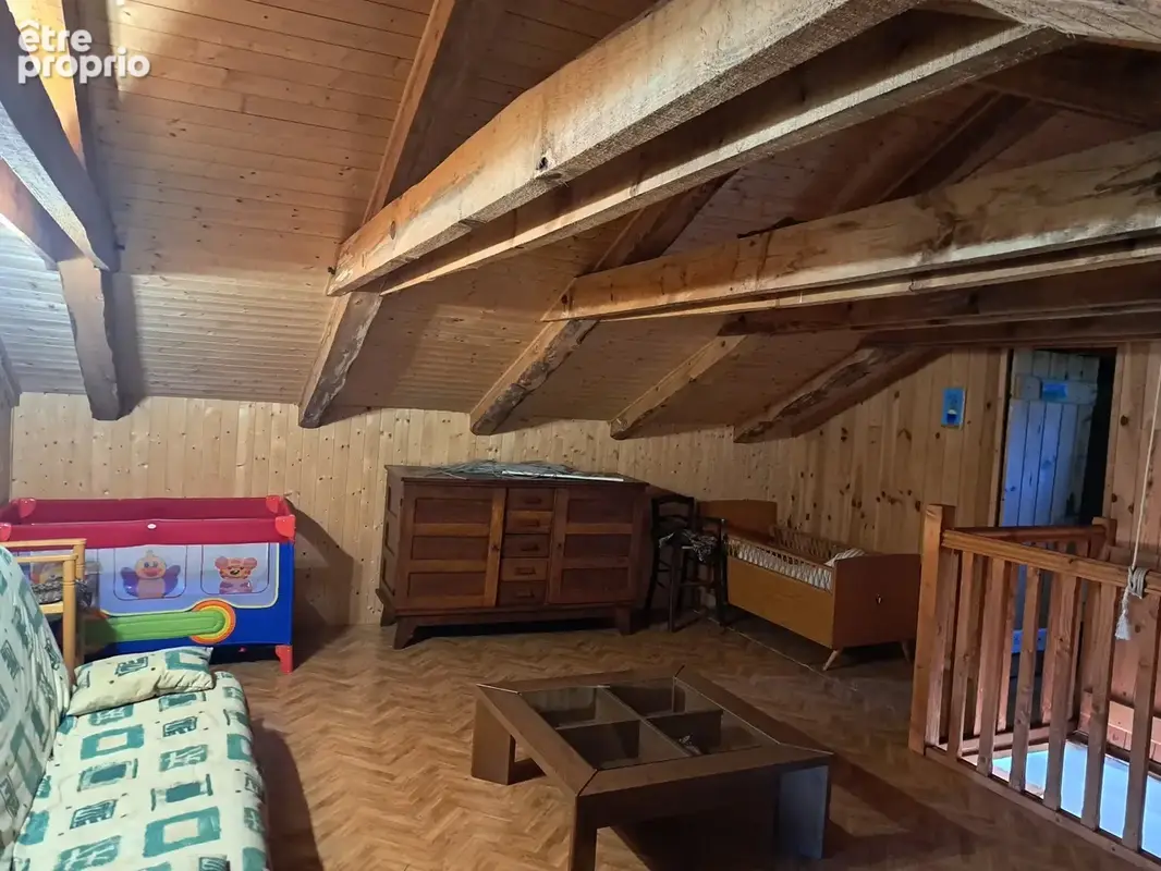 Ancienne petite chaumière au toit de lauzes sur 6000 m2 de terrain - photo 12