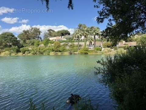 Appartement à VILLENEUVE-LOUBET