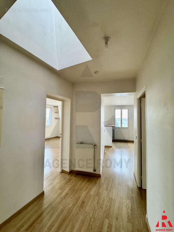 Appartement à VERSAILLES