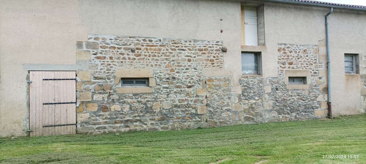 Propriété à vendre SAINT HILAIRE ( allier) comprenant une maison et un gite sur un parc de 23433 m² - photo 58