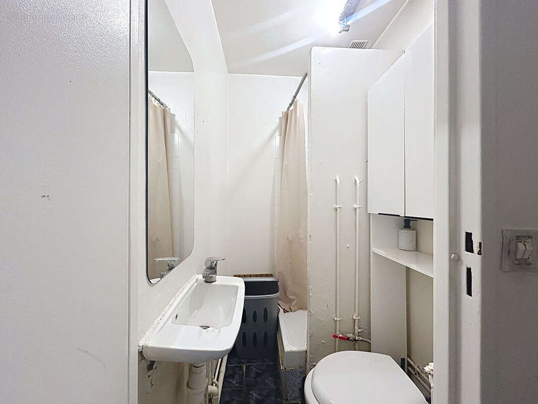 Appartement à PARIS-20E