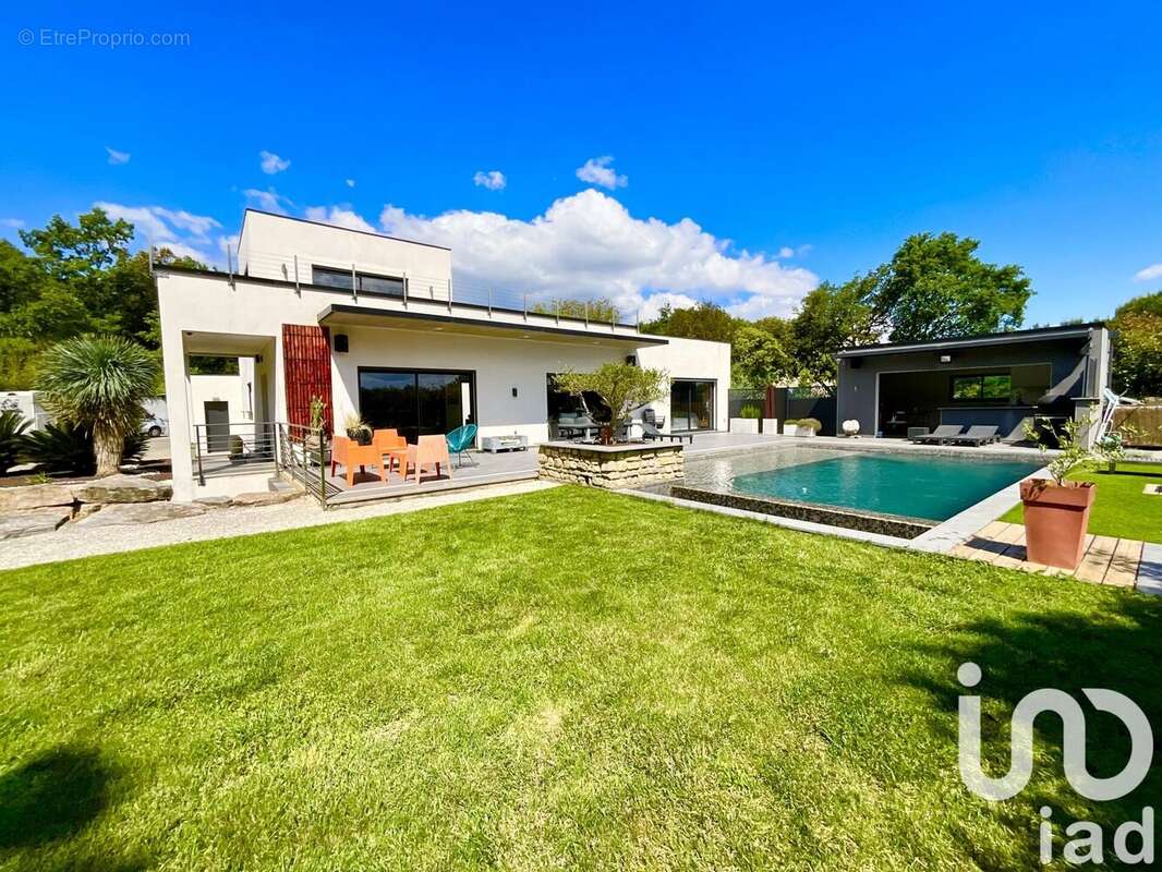 Photo 3 - Maison à VEZENOBRES