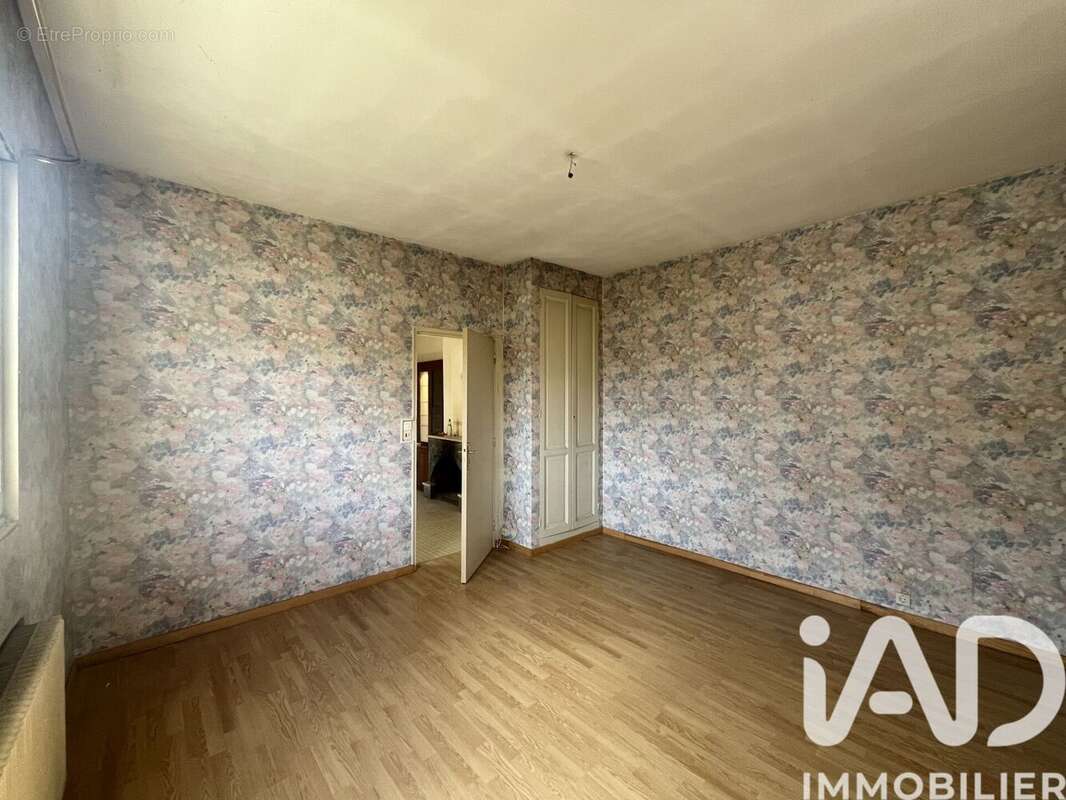 Maison 95 m² à Pessac  - photo 5