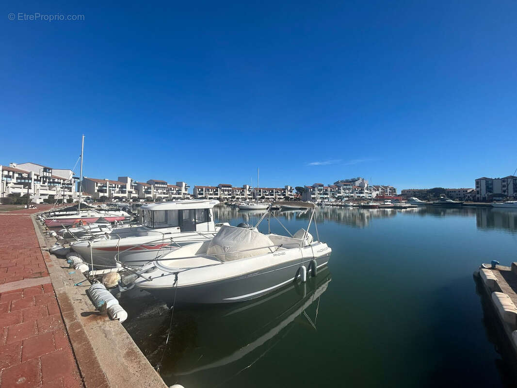 Le Barcarès Cap Coudalère Duplex terrasse Vue lac Marin Plein Sud, parking et piscine ! - photo 26