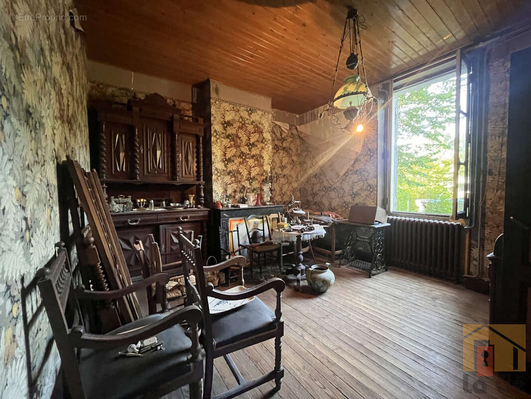 Maison à COLAYRAC-SAINT-CIRQ