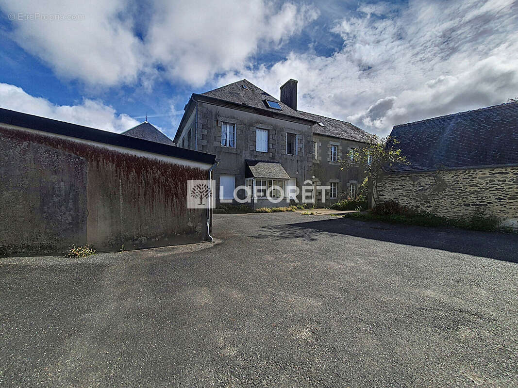 Maison Pleyber Christ 18 pièce(s) 382 m2 - photo 4