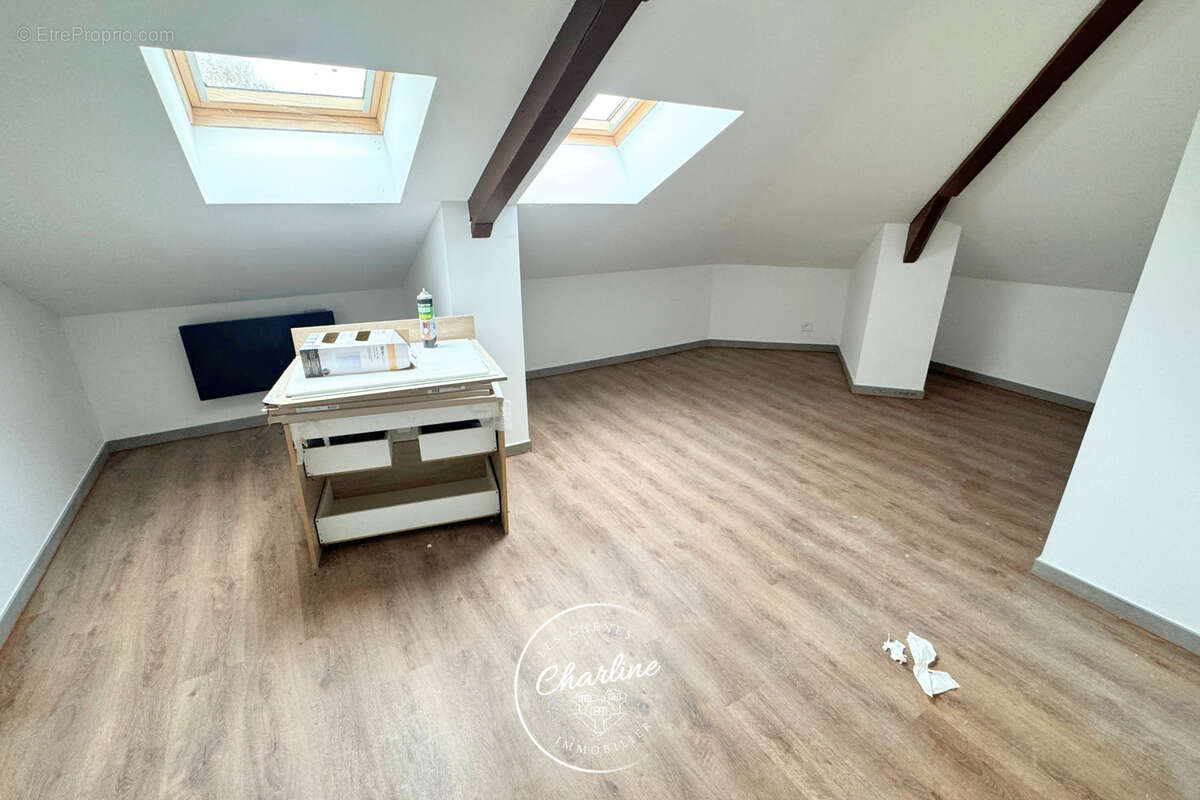 Appartement à AUBOUE