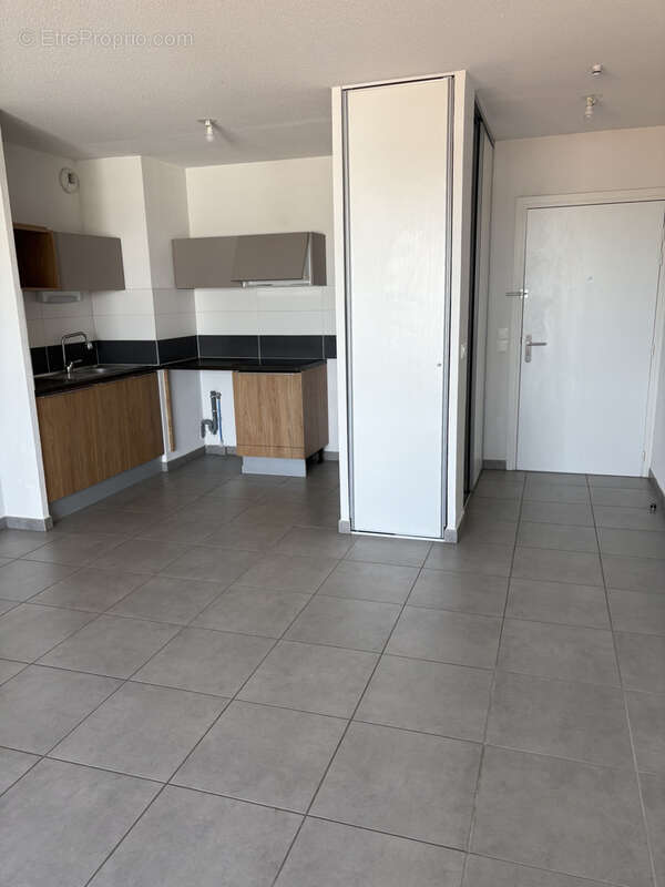 Appartement à LATTES