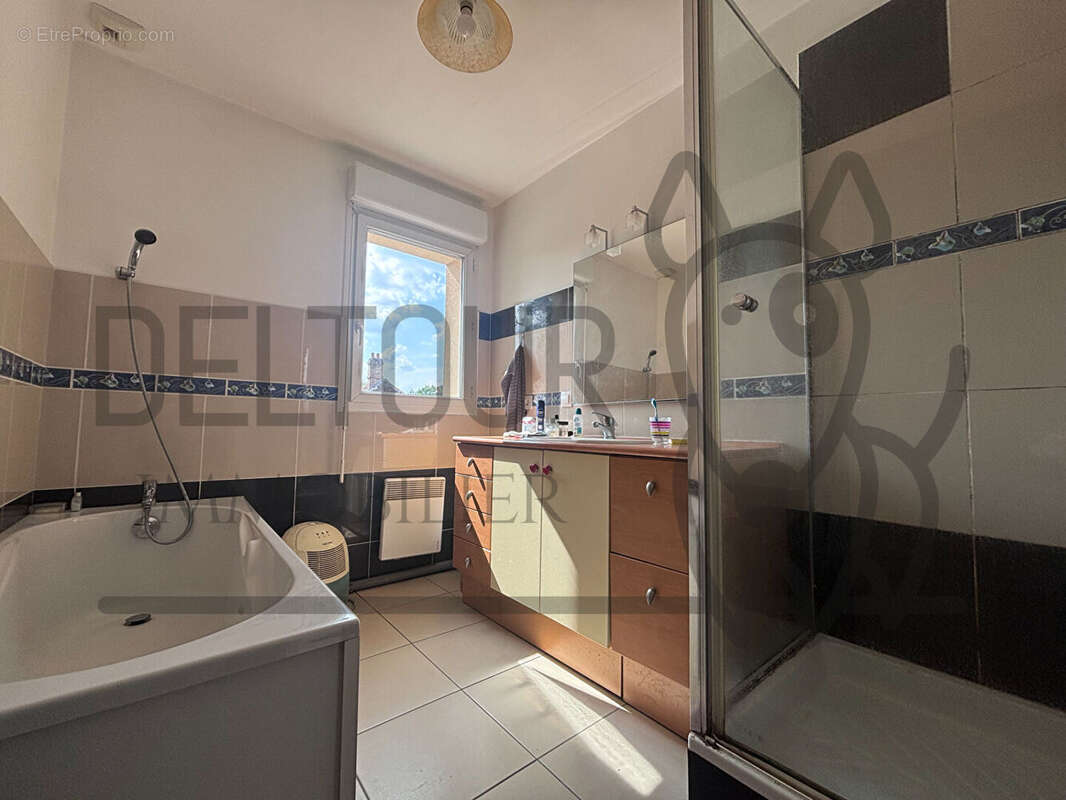 Maison à FAREMOUTIERS