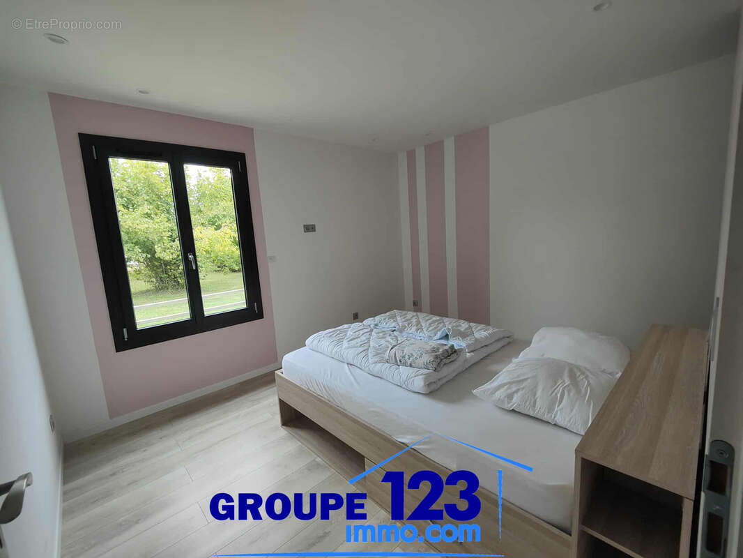 Maison à CHASSY