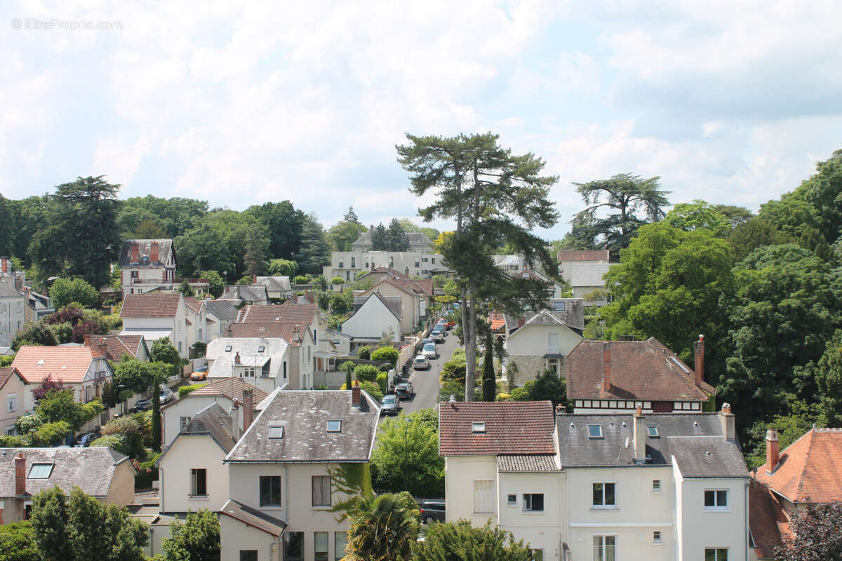 Appartement à SAINT-CYR-SUR-LOIRE