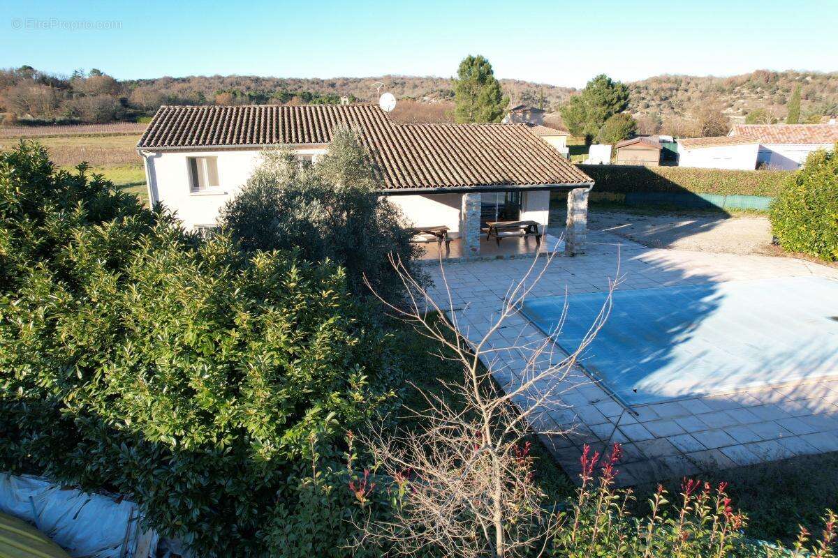 Maison à BERRIAS-ET-CASTELJAU