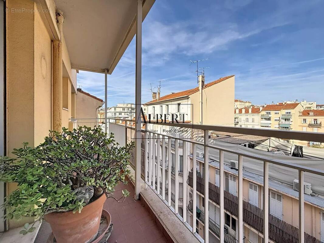 Appartement à CANNES