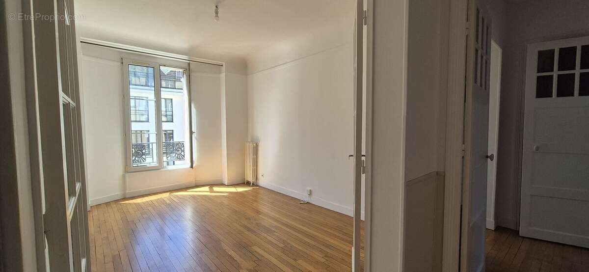 Appartement 59 m² à Clichy  - photo 2