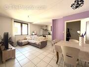 Appartement à EPIERRE