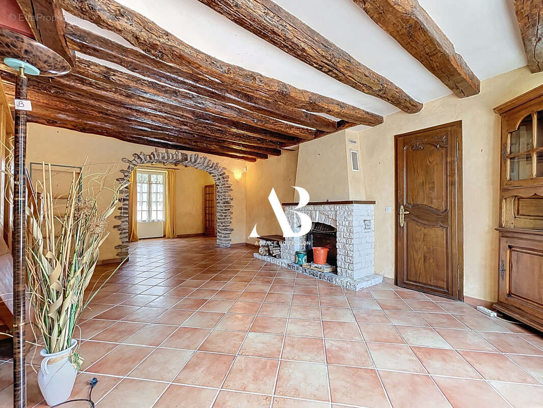 Maison à FONTENAILLES