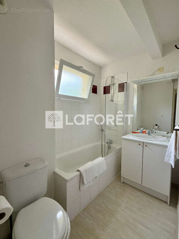 Appartement à AUREILHAN