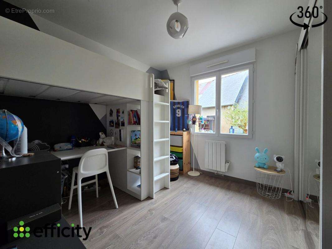 Maison à SAINT-PIERRE-DE-PLESGUEN