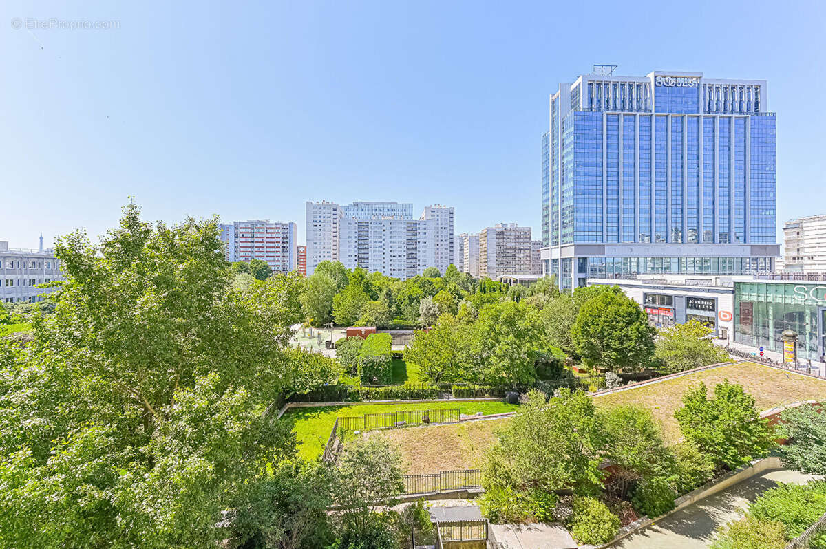 Appartement à LEVALLOIS-PERRET