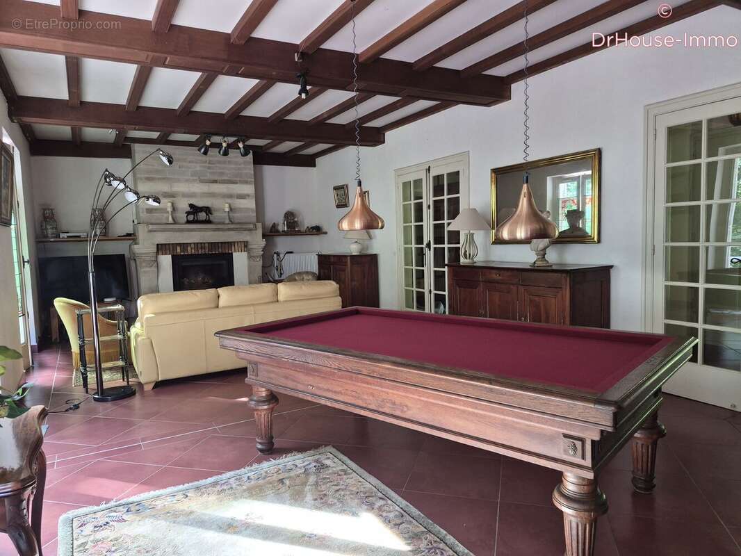 Maison à LE MAS-D'AGENAIS