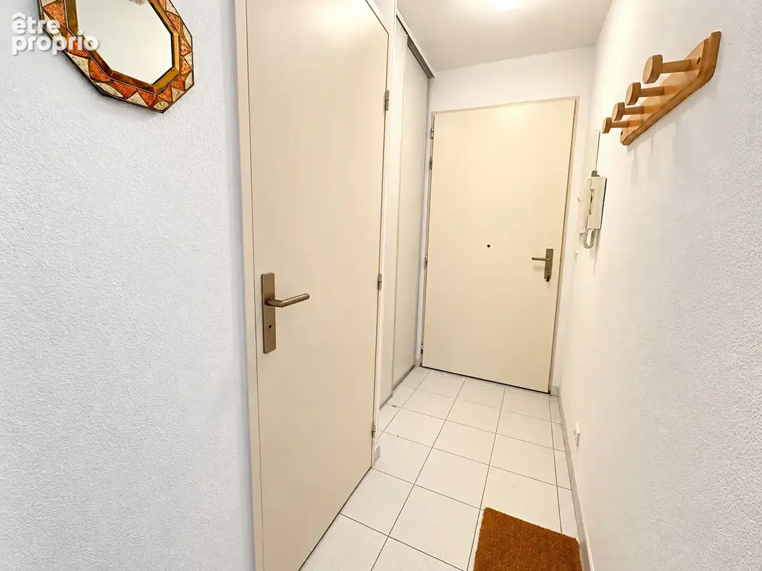 Fréjus Plage Appartement  2 pièce(s) 27 m2 + garage - photo 8