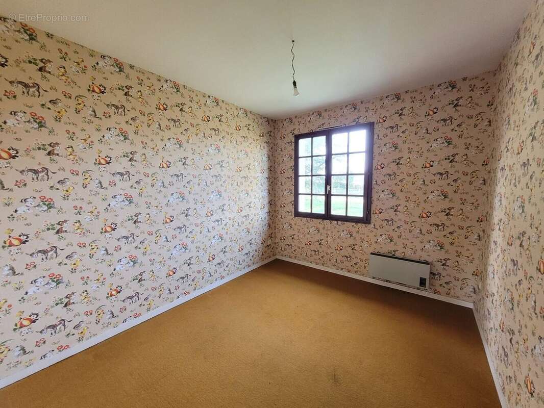 Maison à BELLOU-SUR-HUISNE