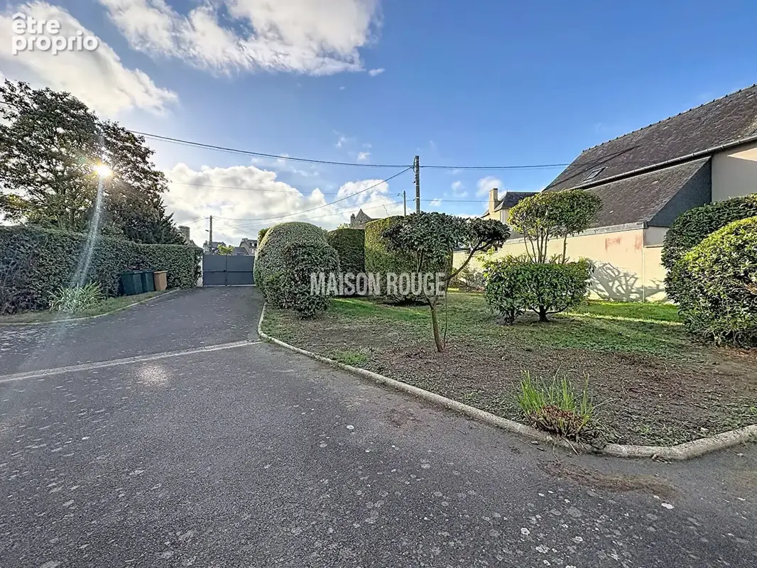 Maison contenporaine avec jardin et garage dans Dinard centre - chambre au rdc - photo 4
