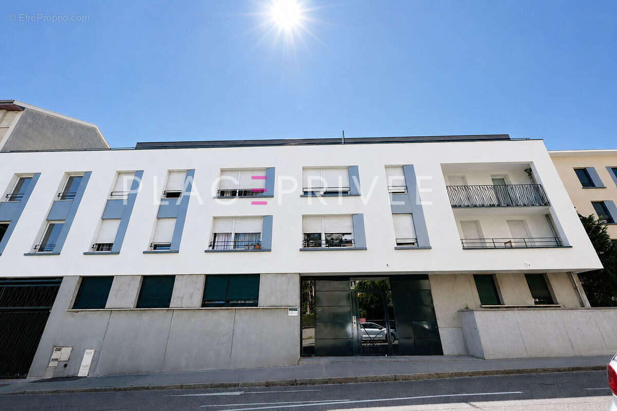 Appartement avec terrasses et ascenseur - photo 14
