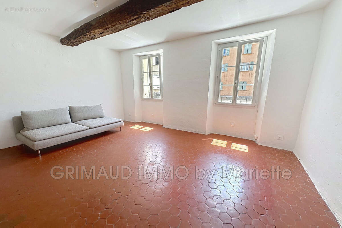 Maison 96 m² à La Garde-Freinet  - photo 6