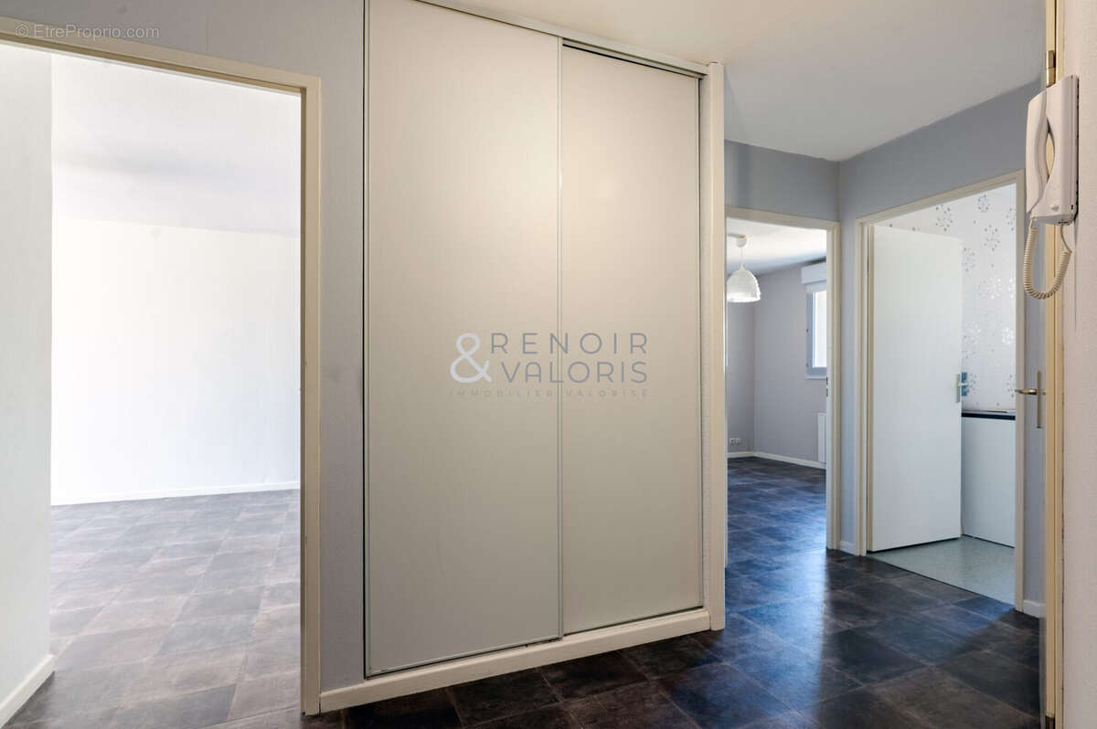 Appartement 52 m² à Nancy  - photo 5
