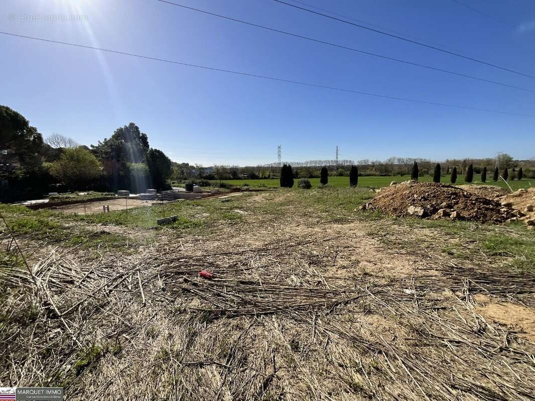 Terrain à BEZIERS